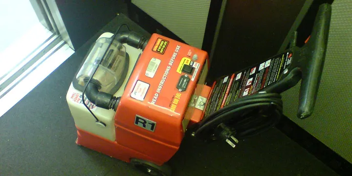 How to Clean a Rug: 10 Steps for Spots, Odor and Safe Drying