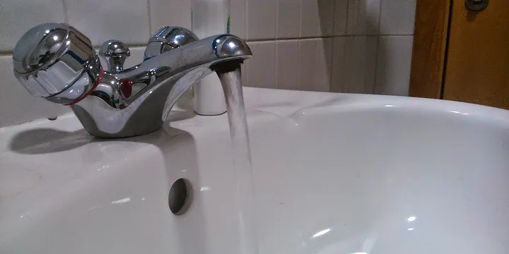 How to Fix a Leaky Faucet: 10 Steps to Stop the Drip