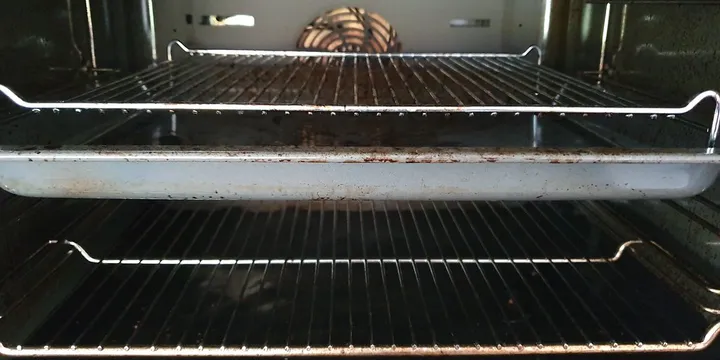 How to Clean an Oven: 10 Steps for Baked-On Grime